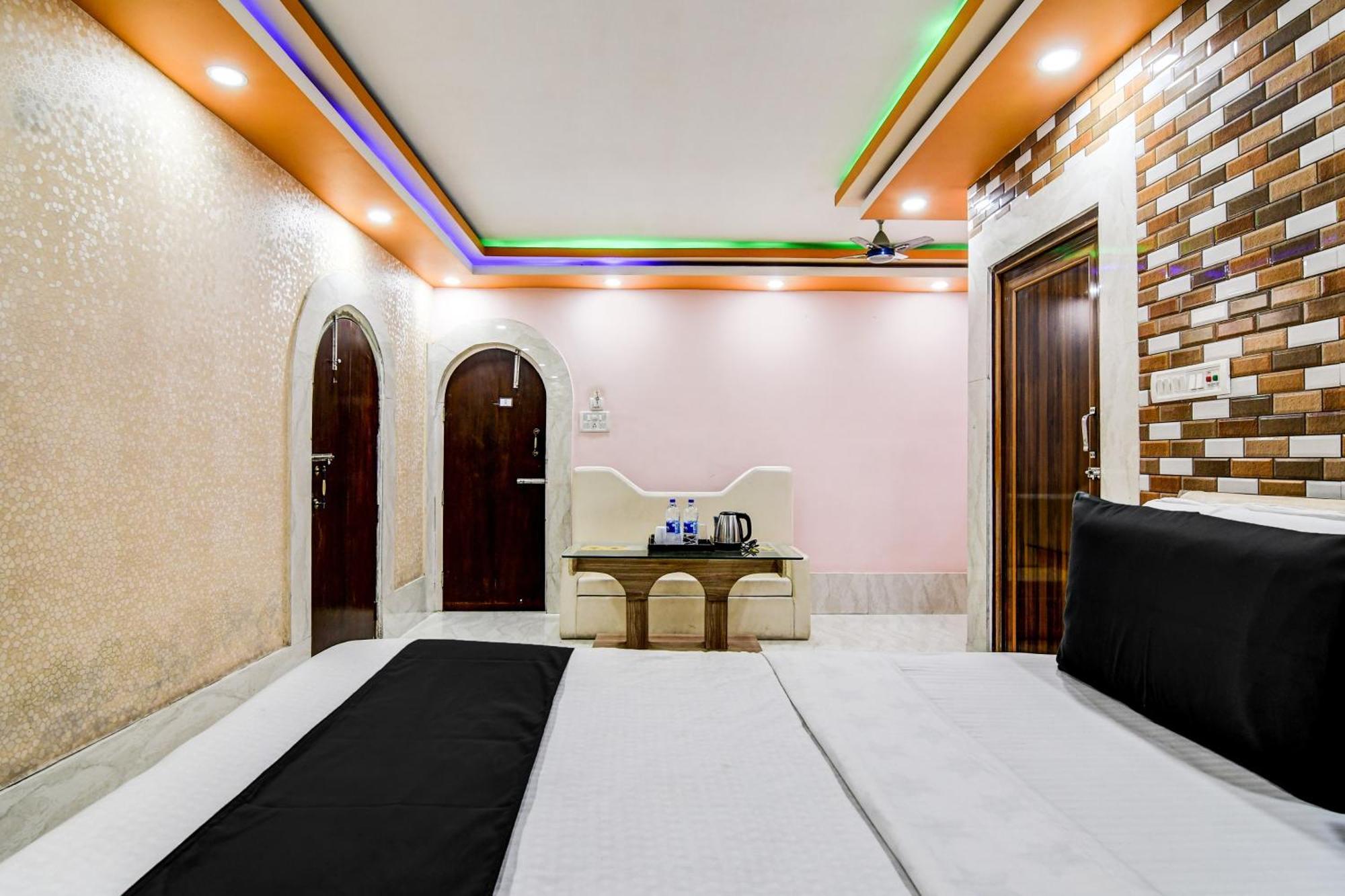 Super Collection O Raj Guest House Near Kolkata Airport Gauripur  Exterior foto
